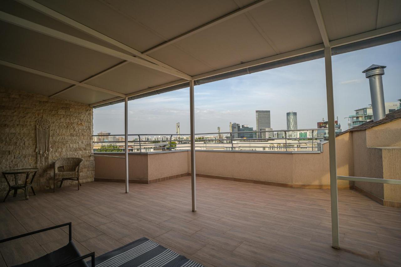 Penthouse With Huge Rooftop & Amazing City View Bucharest Exterior photo