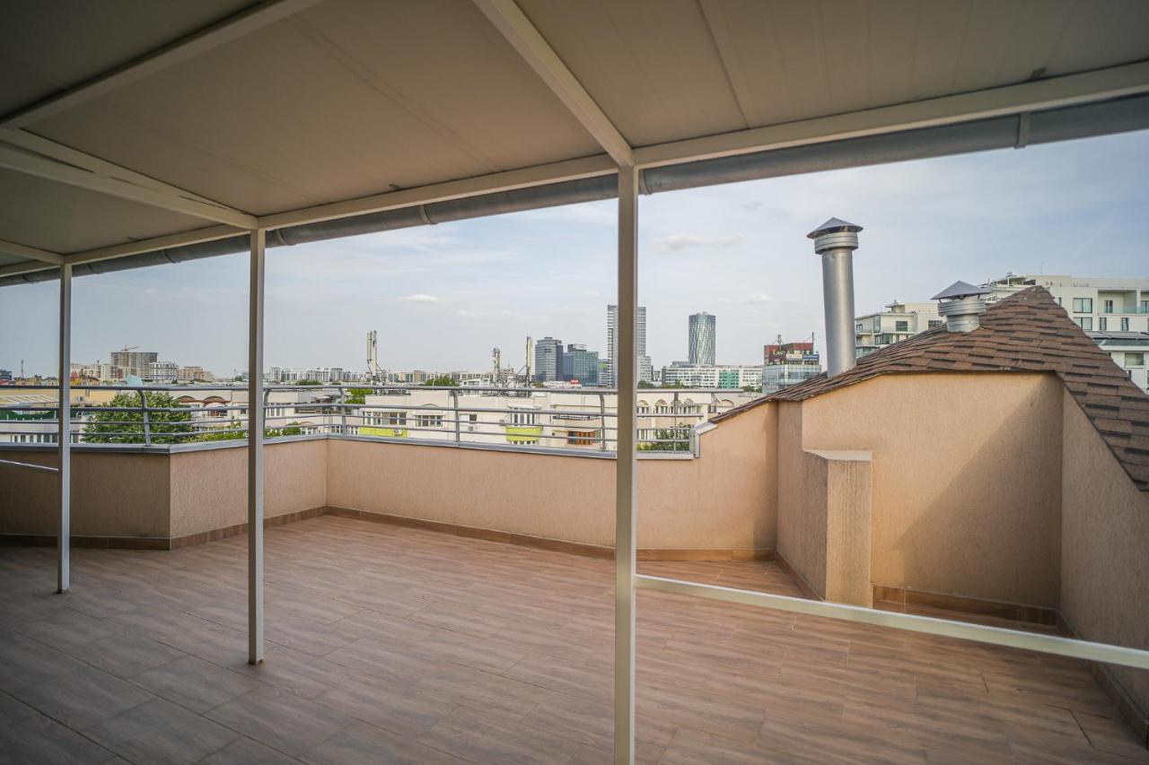 Penthouse With Huge Rooftop & Amazing City View Bucharest Exterior photo
