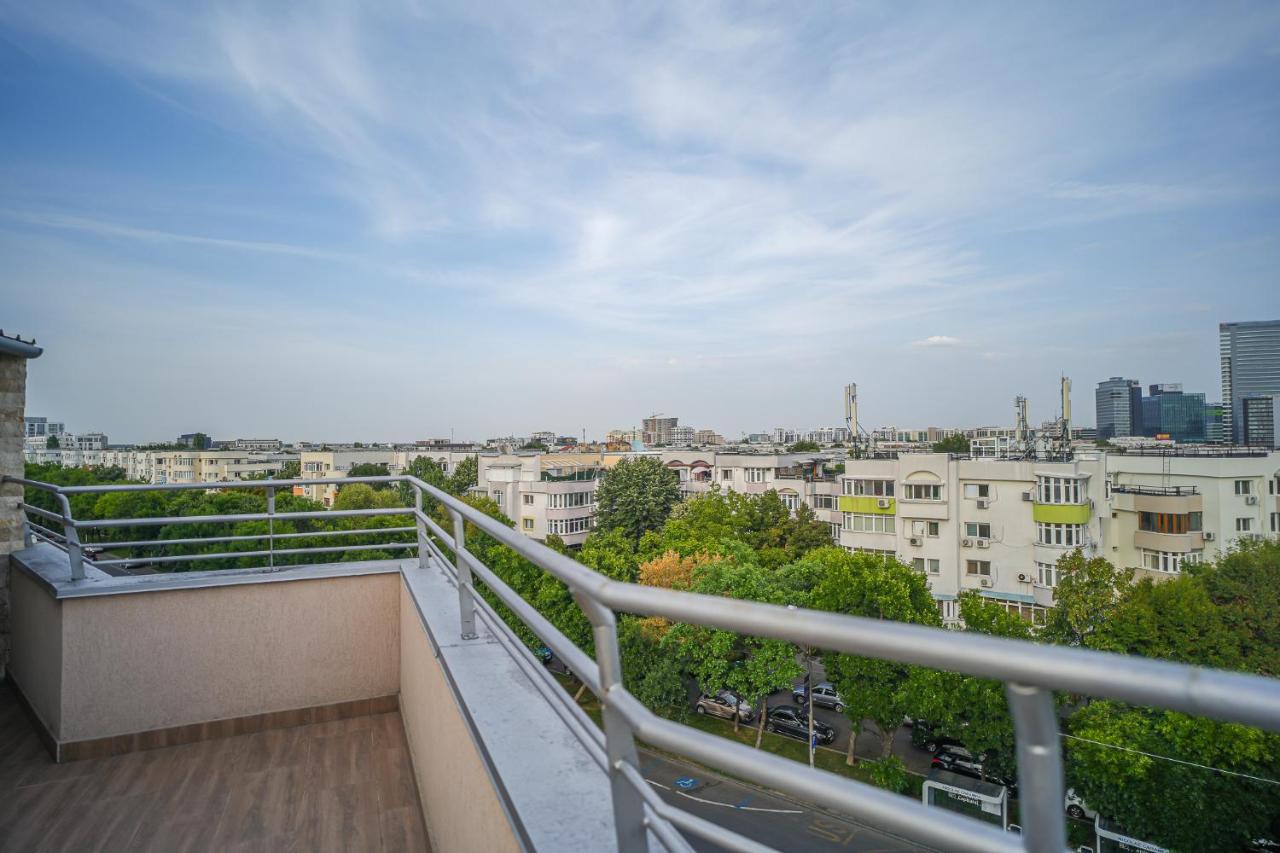 Penthouse With Huge Rooftop & Amazing City View Bucharest Exterior photo